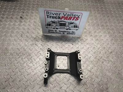 Good Used AlternAtor BrAcket From A PAccAr MX13 Engine. The AlternAtor BrAcket