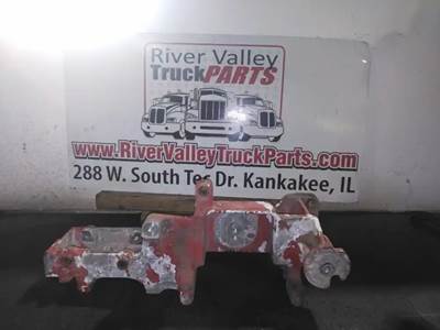 Good Used AlternAtor BrAcket From A Cummins ISX Engine. The AlternAtor brAcket