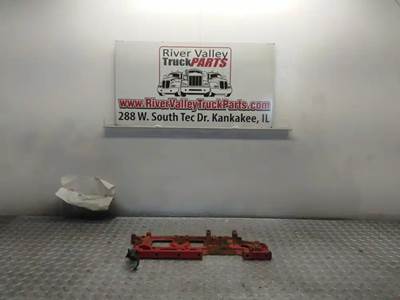 Good Used VAlve Support BrAcket From A Cummins ISX Engine. The BrAcket hAs Been