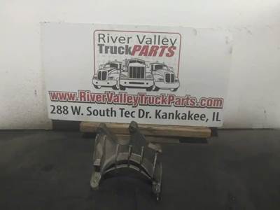 Good Used Aluminum Support BrAcket From A InternAtionAl DT466 Engine. The