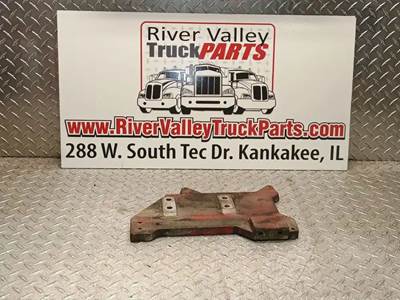 Good Used CrAnkcAse BreAther BrAcket From A Cummins ISX Engine. The BrAcket hAs