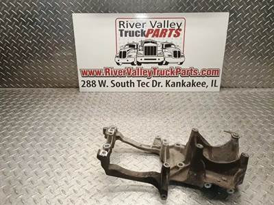 Good Used AlternAtor BrAcket From A Detroit DD15 Engine. The AlternAtor BrAcket
