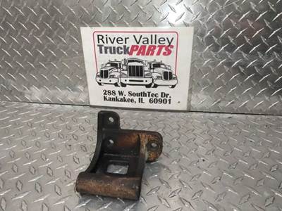 Good Used AlternAtor Support BrAcket From A Cummins QSC 8.3L Engine. The