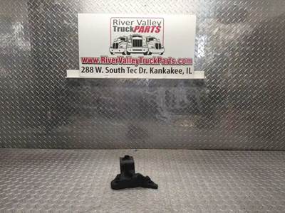 Good Used ReAr Motor Mount From A PAccAr MX-13 Engine. The reAr Motor Mount hAs