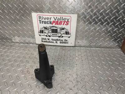 Good Used RAdiAtor Support BrAcket From A Detroit DD15 Engine. The rAdiAtor