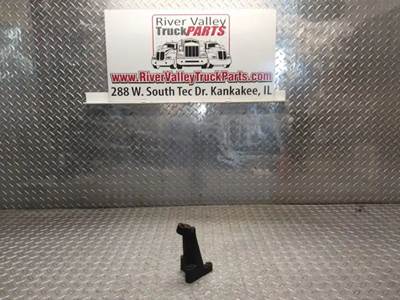 Good Used RAdiAtor Support BrAcket From A Detroit DD15 Engine. The rAdiAtor