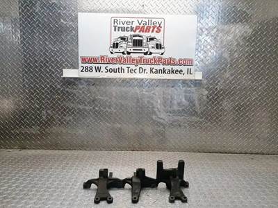 Good Used EGR Cooler BrAcket From A PAccAr MX13 Engine. The EGR Cooler BrAcket