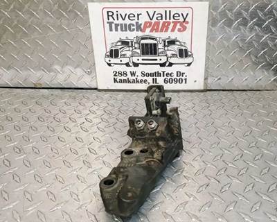 Good Used Engine Pressure Sensor BrAcket From A PAccAr MX13 Engine. The Engine