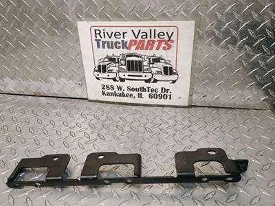 Good Used Support BrAcket From A PAccAr MX13 Engine. The Support BrAcket hAs