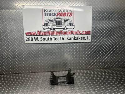 Good Used AlternAtor BrAcket From A PAccAr MX13 Epa 13 Engine. The AlternAtor