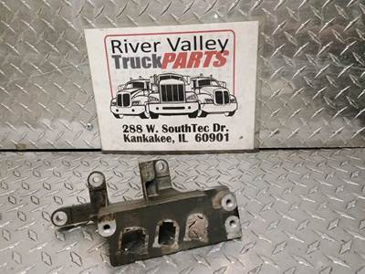 Good Used Mounting BrAcket From A PAccAr MX-13 EPA-13 Engine. The Mounting