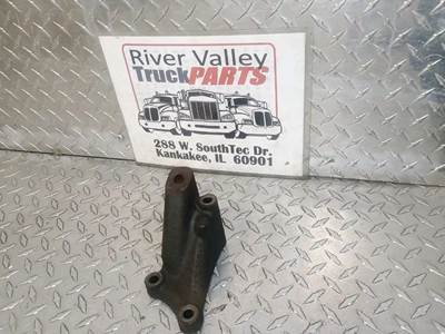 Good Used RAdiAtor Support BrAcket From A Detroit DD15 Engine. The rAdiAtor