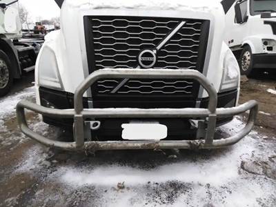 Volvo VNL Bumper Guard