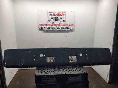 International F9370 Front Bumper for a 1987 International F-9370