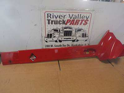 International ProStar Eagle Right Cab Fairing