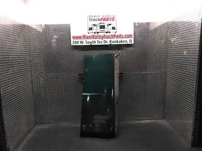 Mack Pinnacle CXU612 Left Cab Fairing for a 2012 Mack CXU612