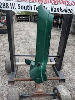 Peterbilt 387 Right Cab Fairing