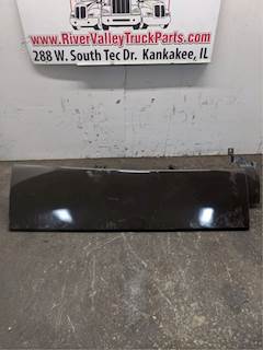 Volvo VNM Right Cab Fairing