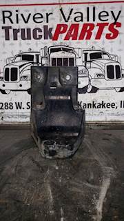 Kenworth T680 Cab Mount