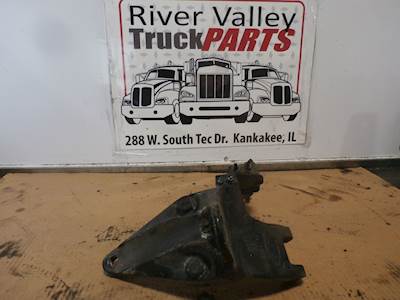 Peterbilt 387 Cab Mount