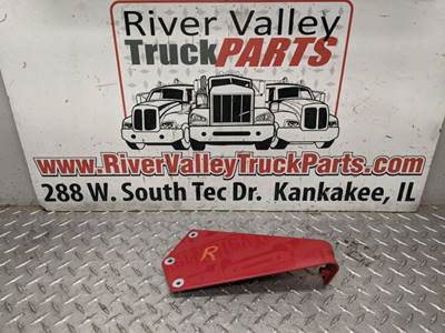 Peterbilt 579 Cab Mount