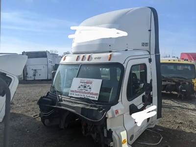 Freightliner Cascadia 113 Cab Assembly