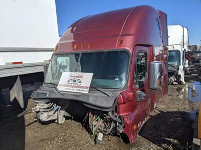 Freightliner Cascadia 125 Cab Assembly