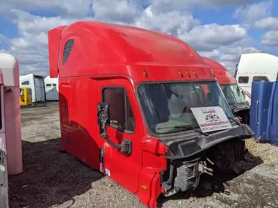 Freightliner Cascadia 125 Cab Assembly