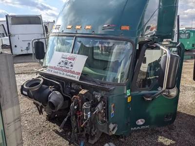 Mack Pinnacle CXU612 Cab Assembly for a 2015 Mack CXU612