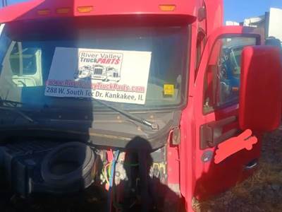 Peterbilt 579 Cab Assembly