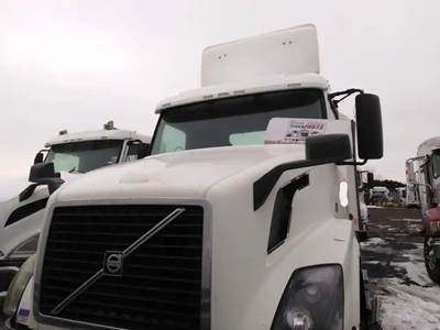 Volvo VNL Cab Assembly