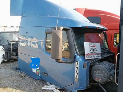 Volvo VNL Cab Assembly