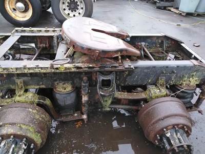 International N400 Tandem Cutoff for a 1996 International 9200