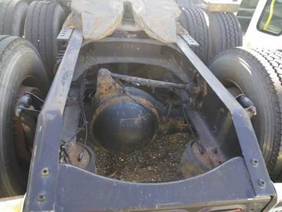 Meritor-Rockwell MT40-14X Cutoff for a 2017 Volvo VNL