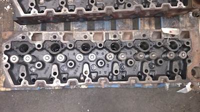 International DT466 Cylinder Head