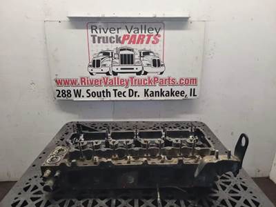 Isuzu 4HE1XS Cylinder Head for a 1999 Isuzu NPR-HD