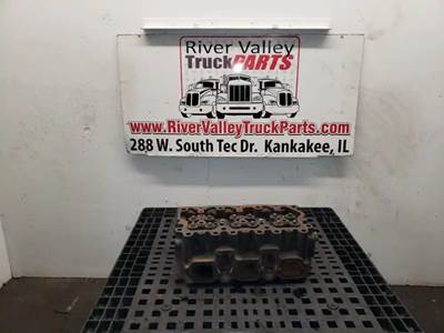 Mack E7 Cylinder Head