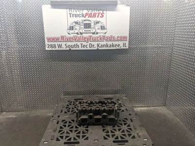 Mack E7 Cylinder Head for a 2000 Mack CH613