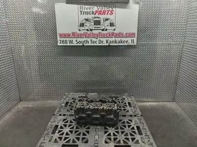 Mack E7 Cylinder Head