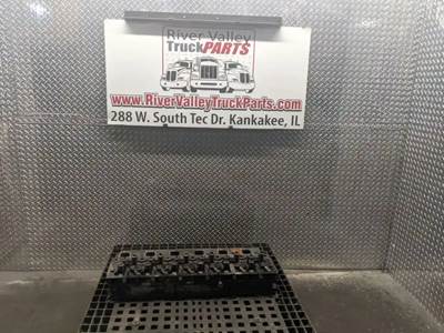 Mercedes-Benz MBE 900 Cylinder Head for a 2005 Freightliner M2 106