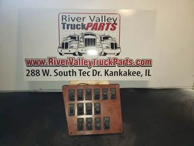 International 9400 Dashboard Assembly