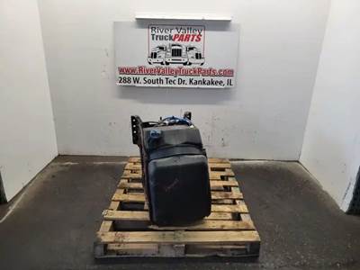 Freightliner Cascadia 125 DEF Tank