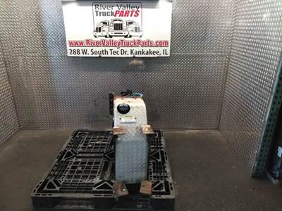 Freightliner Cascadia 125 DEF Tank