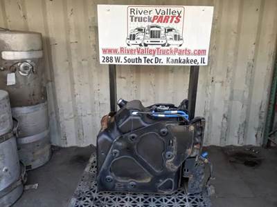 Freightliner Universal DEF Tank