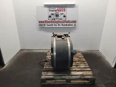 Kenworth T680 DEF Tank