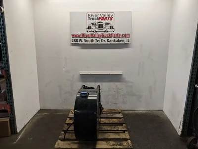 Mack Pinnacle CXU612 DEF Tank for a 2012 Mack CXU612