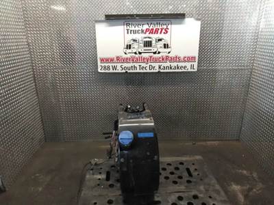 Volvo VNL DEF Tank