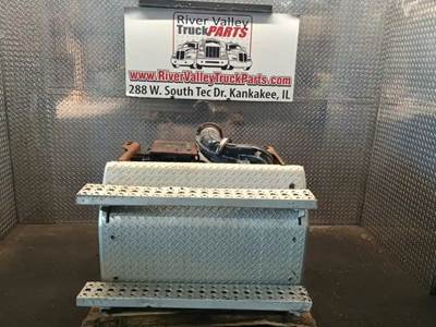 Freightliner Cascadia 125 DPF Filter