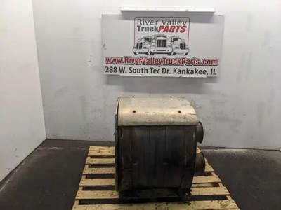 Mack Pinnacle CXU612 DPF Filter for a 2015 Mack CXU612