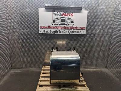 Mack Pinnacle CXU613 DPF Filter for a 2011 Mack CXU613